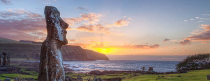 Rapa Nui (Isla de Pascua) –  Misterio y Asombro