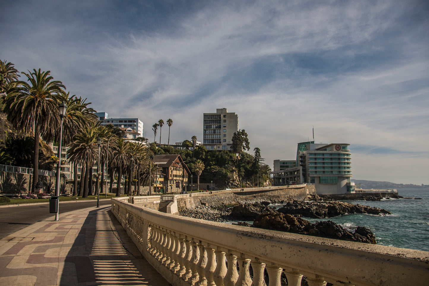 Valparaíso & Viña del Mar Arte, Costa y Bohemia.